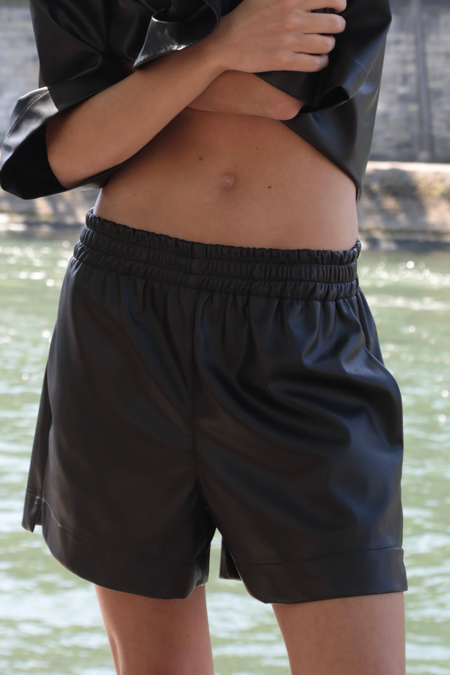 SHORT FLO